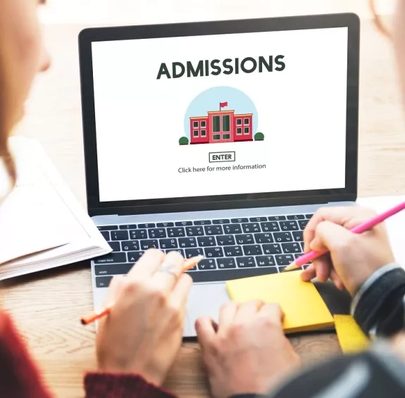 illustration d'une procédure d'admission sur ordinateur