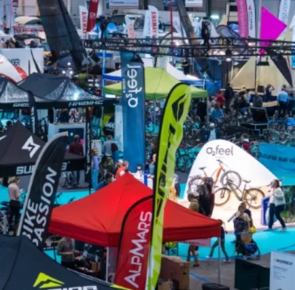 Photo aérienne du salon du vélo