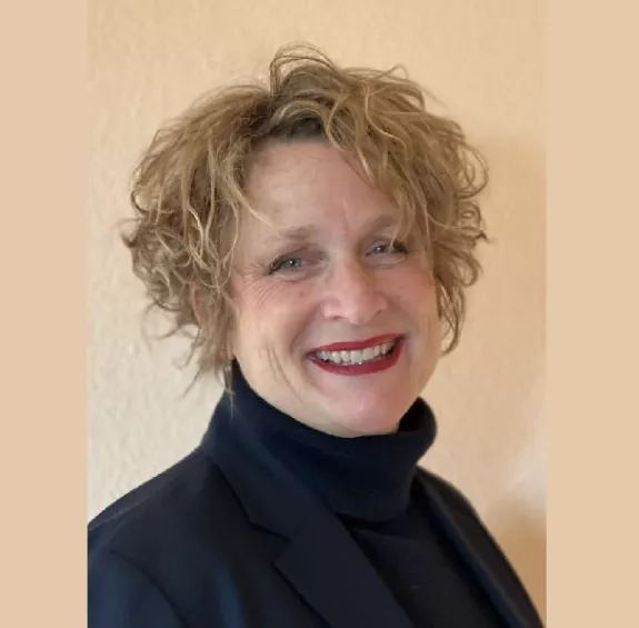 Mme Silvia Ammann-Fiechter nommée responsable de la filière Sage-femme