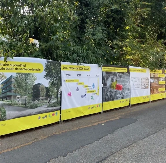 Photo des bâches du chantier